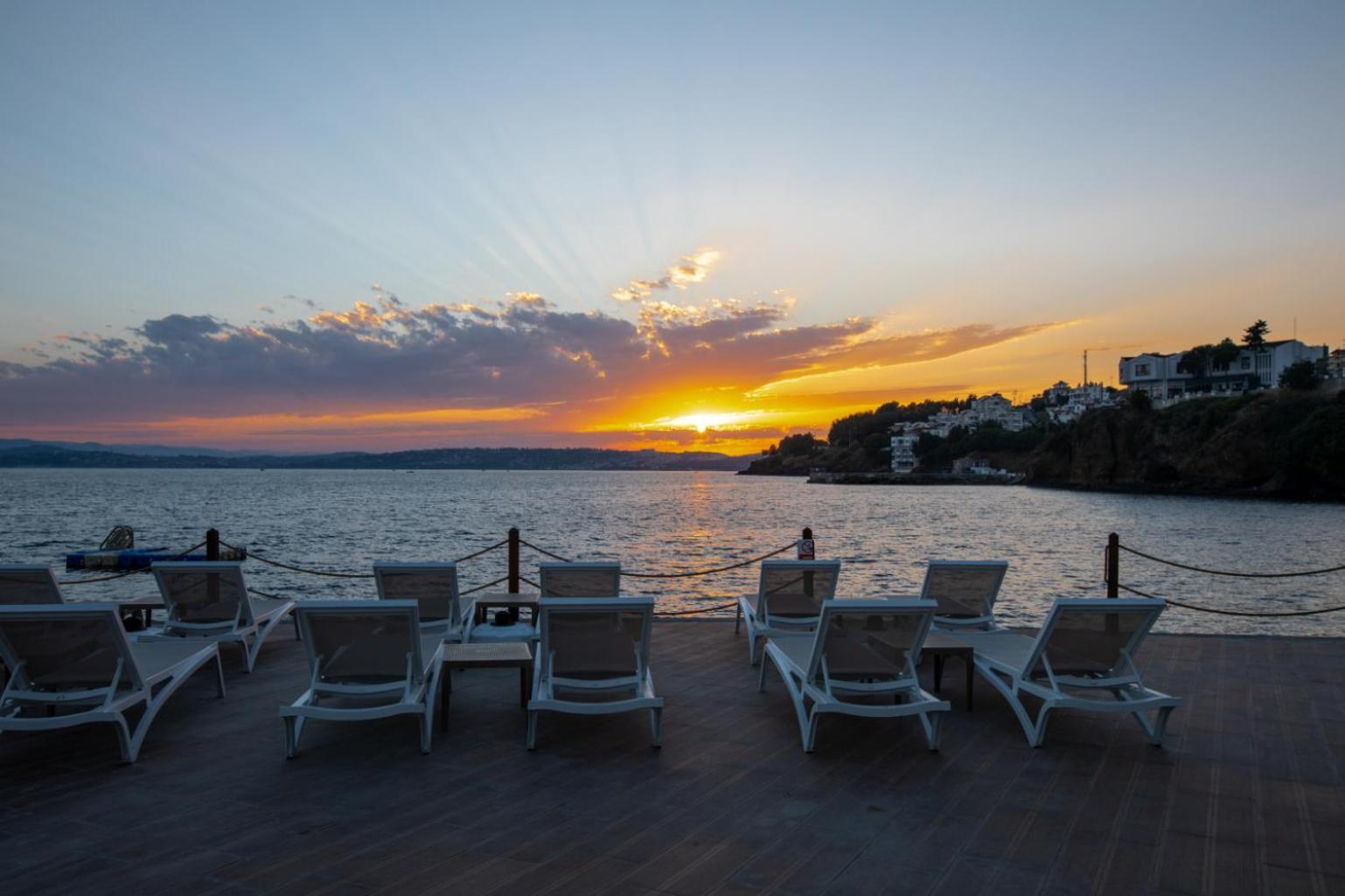 Vira Otel Suites Sinop Exterior photo