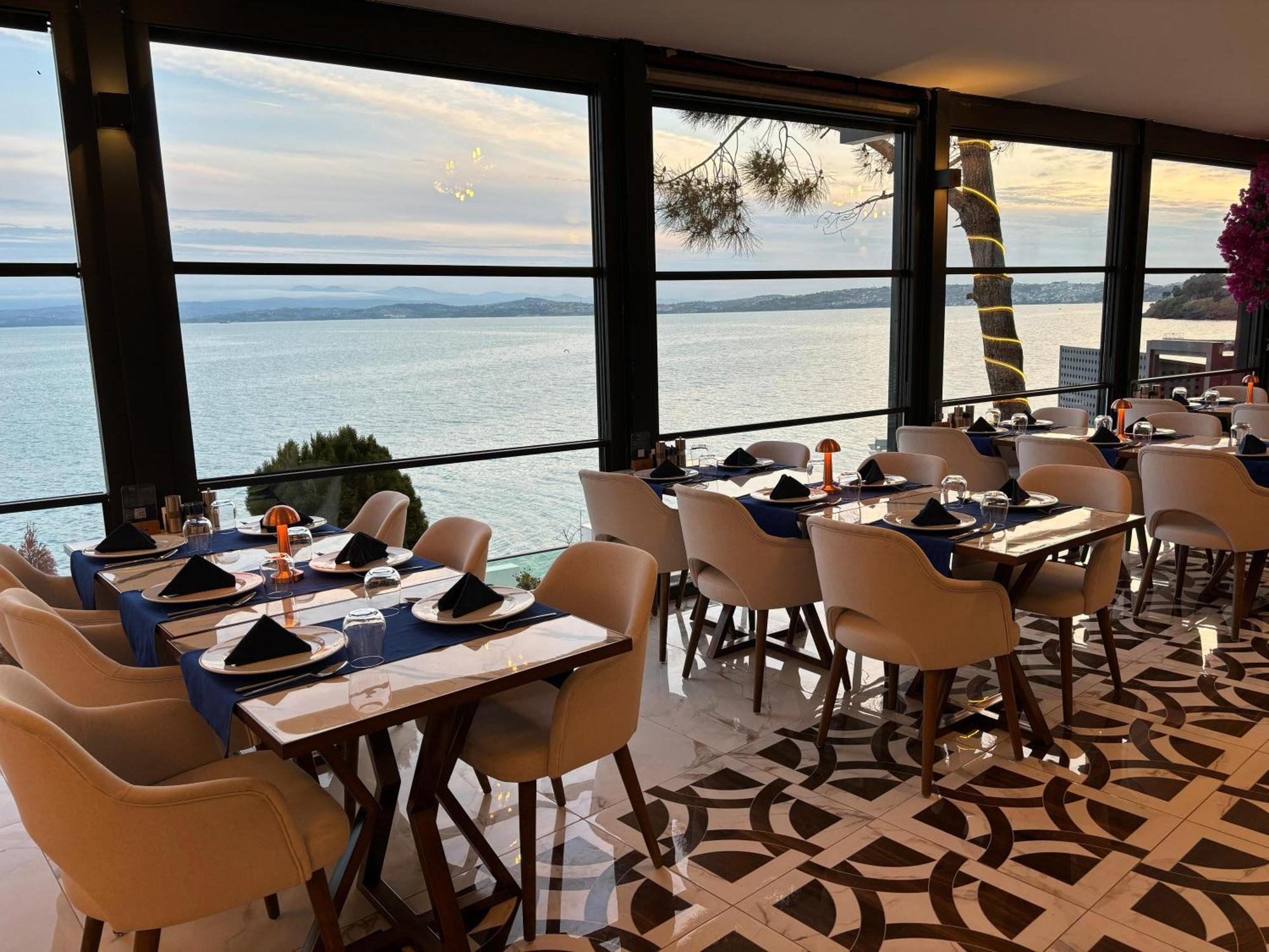 Vira Otel Suites Sinop Exterior photo
